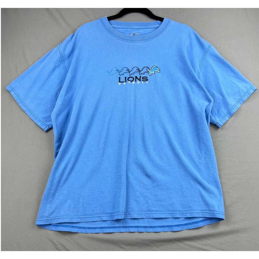 Detroit Lions NFL Team Apparel Men XL T-Shirt Blue Embroidered Logo Good